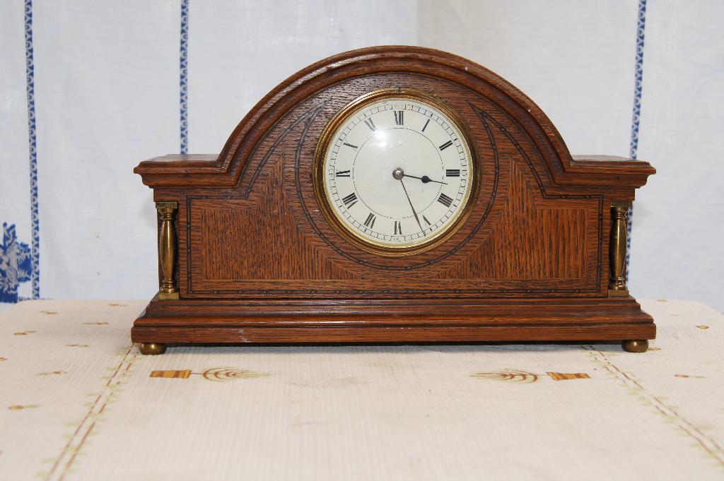 Tafelklok met inleg, Antiek en Kunst, Antiek | Klokken, Ophalen of Verzenden