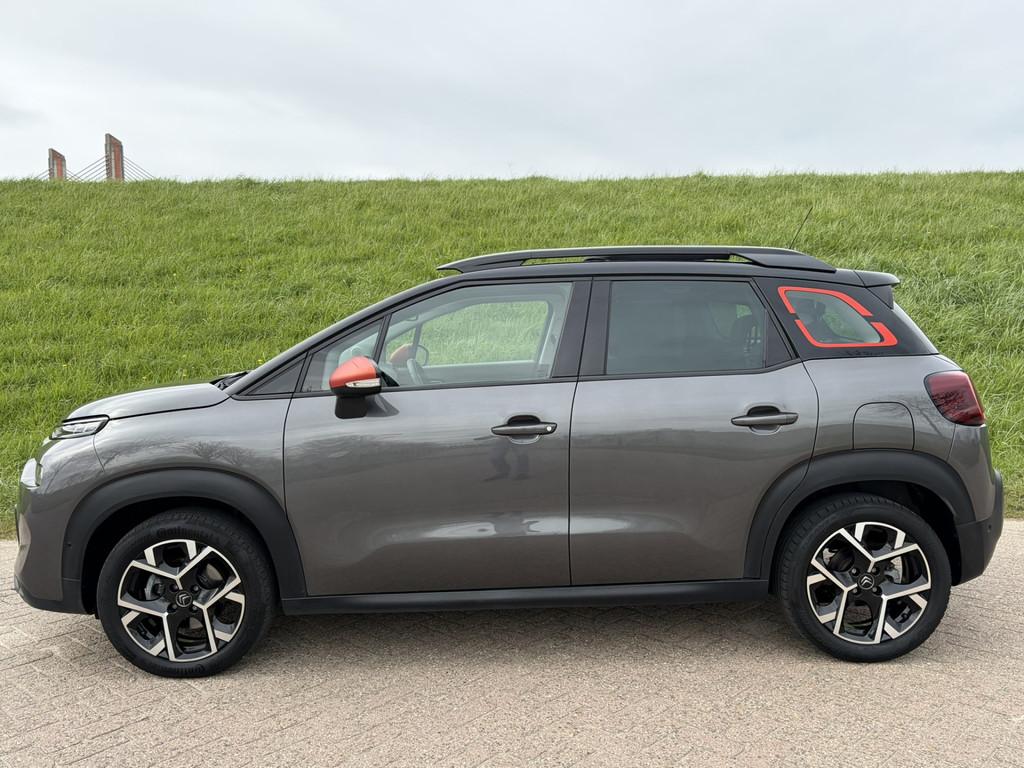 Citroën C3 Aircross 1.2 PureTech Shine Schuif-/kanteldak |, Gebruikt, Zwart, 1199 cc, Leder en Stof