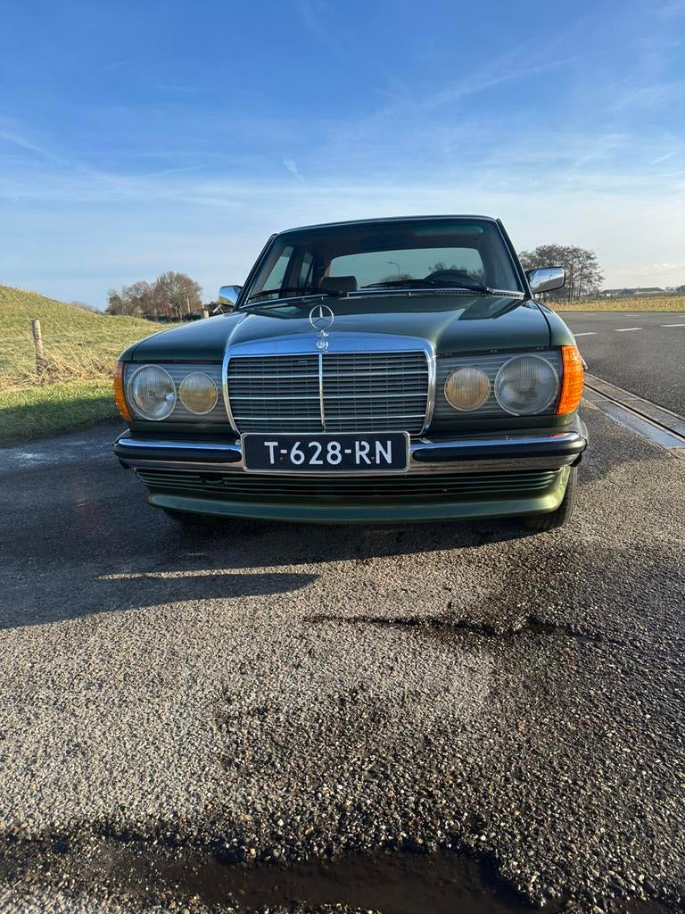 Mercedes 300D w123 1982 5bak uniek, 706 kg, Diesel, Particulier, 2998 cc
