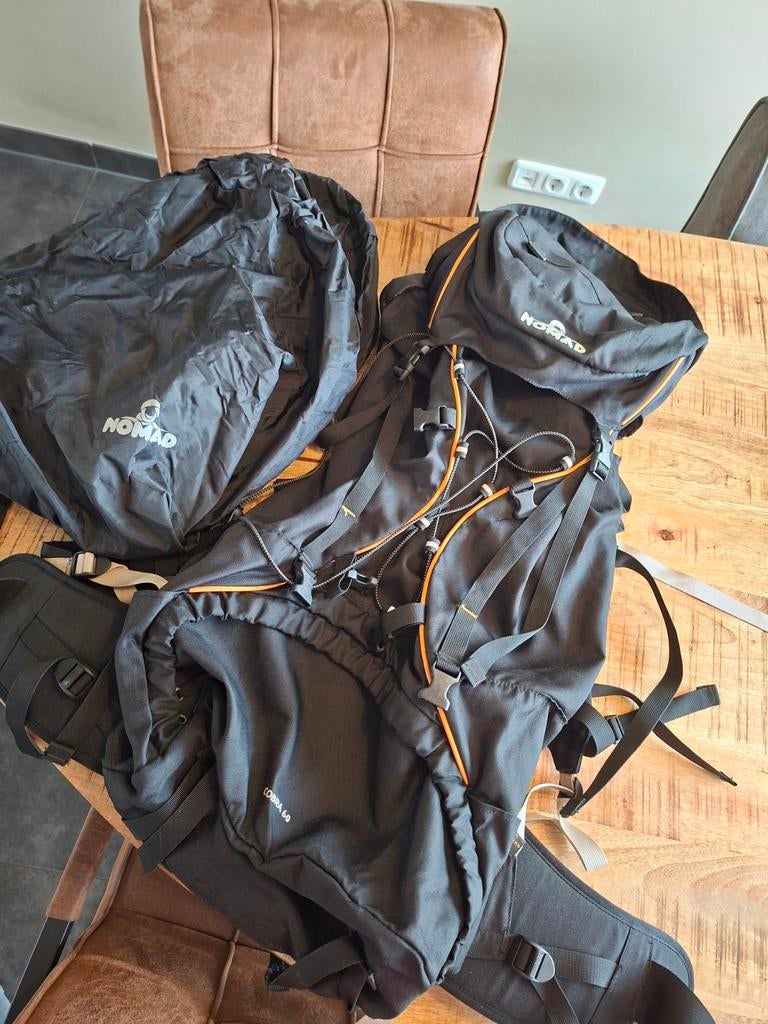 Ruime nomad cobra 60 backpack met regenhoes, Ophalen, Gebruikt, 60 cm of meer, Nomad