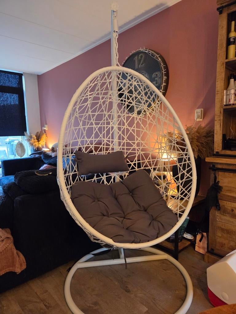 Hangstoel/Ei stoel wit, Ophalen, Zo goed als nieuw, Wit, Eén