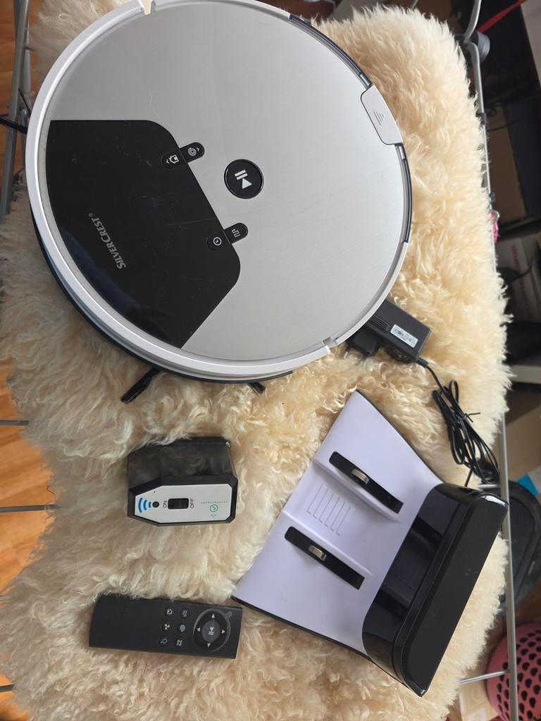 Silvercrest robot stofzuiger, Ophalen of Verzenden, Zo goed als nieuw