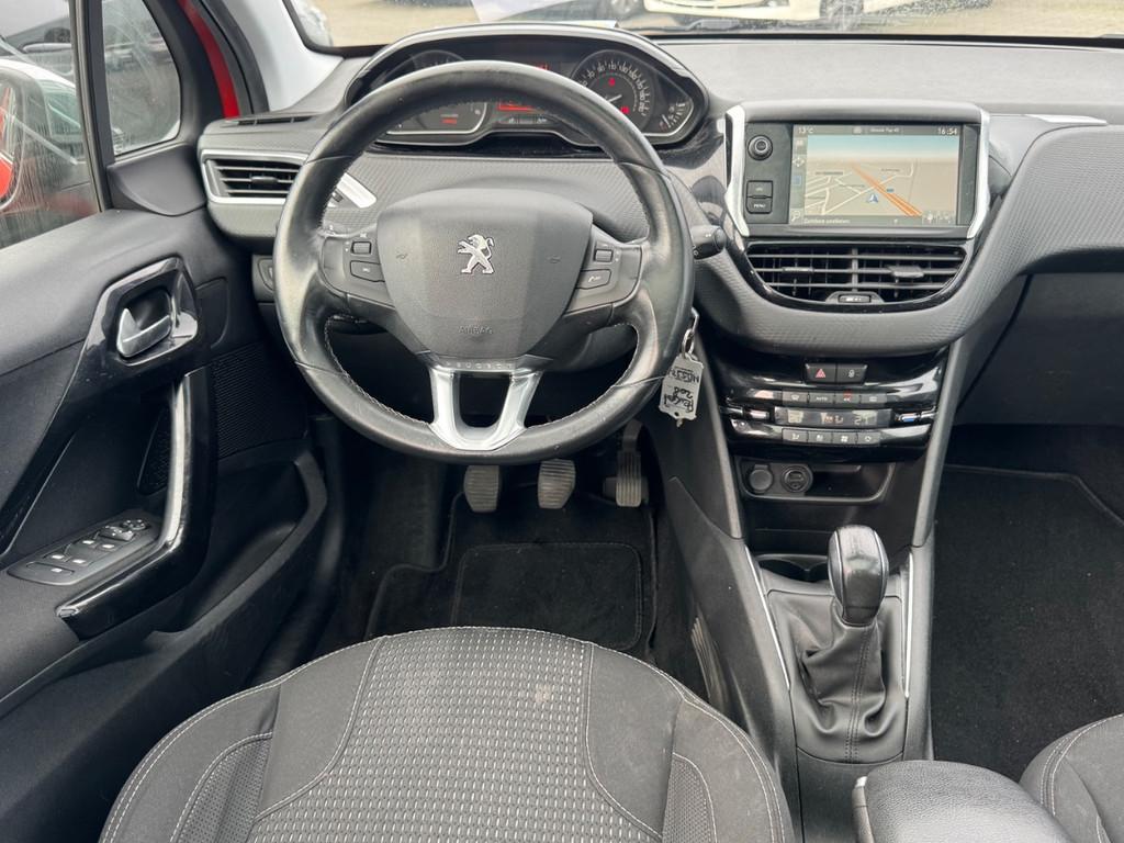 Peugeot 208 1.6 BlueHDi | Executive 5-Drs | Pano | Navi | Ca, Gebruikt, Euro 6, 100 pk, Mistlampen