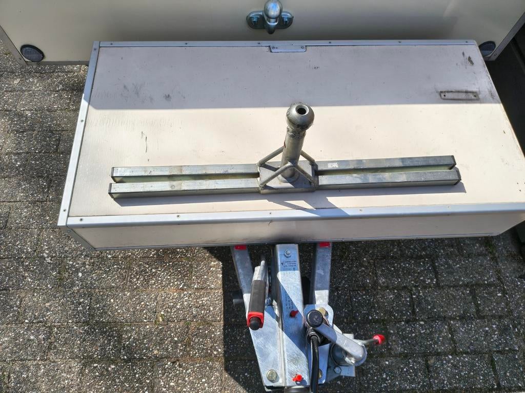 Trekhaak voor op de dissel, Ophalen