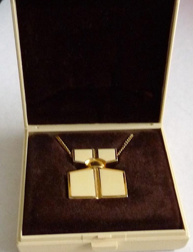 FIDJI GUY LAROCHE PARIS KETTING , V PARFUM PENDANT INDOOSJE, Verzenden, Zo goed als nieuw, Miniatuur