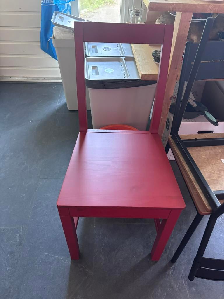 2 ikea stoelen in goeie staat, Huis en Inrichting, Stoelen, Ophalen, Zo goed als nieuw