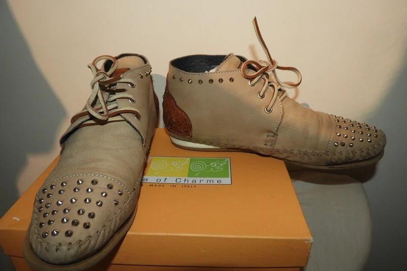 Karma Of Charme enkel hoge veter schoenen studs 41, Karma of charme, Verzenden, Beige, Sneakers of Gympen
