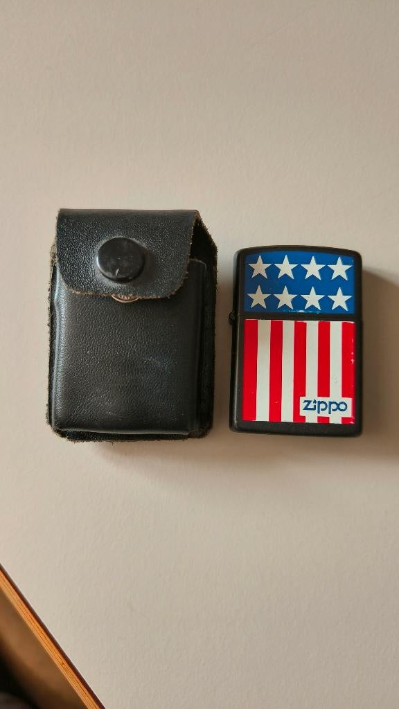 Zippo USA flag, Ophalen of Verzenden, Gebruikt, Aansteker