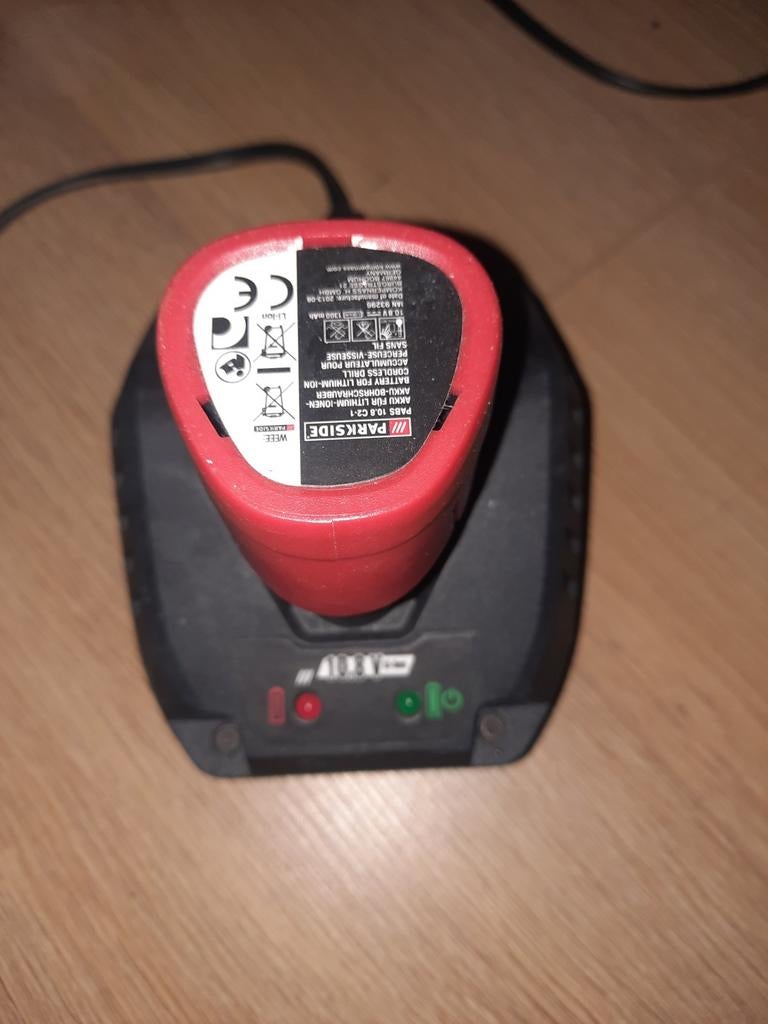 Parkside 10.8V Li-Ion Accu en Oplader - Gebruikt, Ophalen, Gebruikt