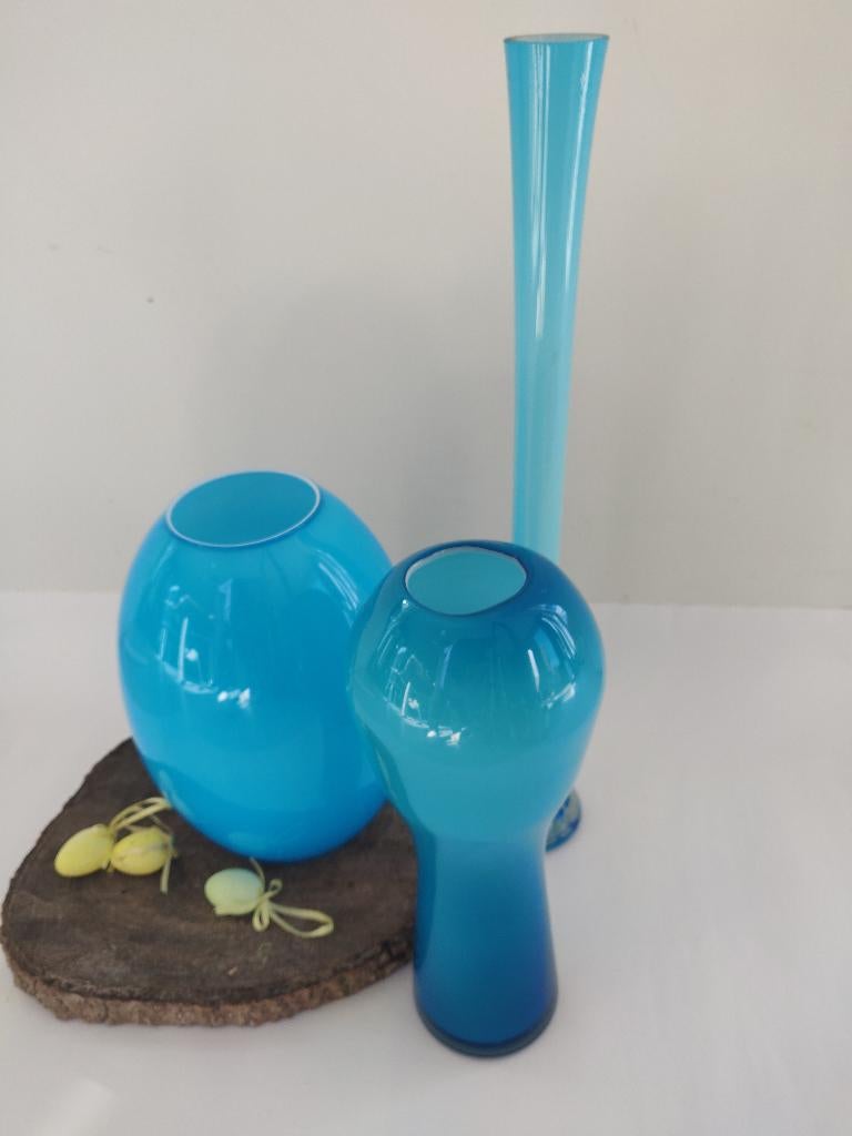 Hemelsblauwe vazen voor o.a. Pasen (Murano Amely), Diversen, Pasen, Zo goed als nieuw, Ophalen of Verzenden