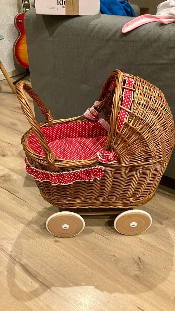 Rieten poppenwagen, Ophalen, Zo goed als nieuw, Babypop