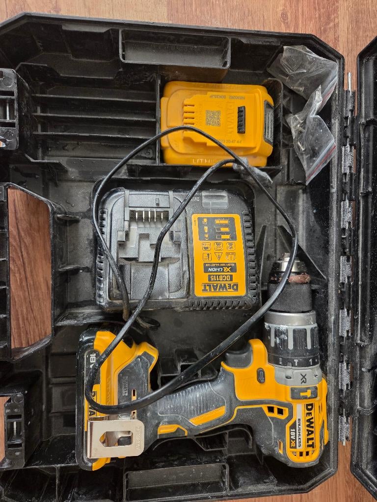 DeWalt Schroef-/klopboormachine 2x2.0Ah in TSTAK, Ophalen, Gebruikt