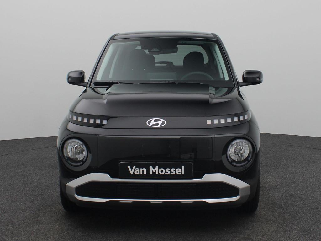 Hyundai INSTER Pulse 49 kWh | Achteruitrijcamera | Apple Car, 12 maanden, Stof, 4 stoelen, Zwart