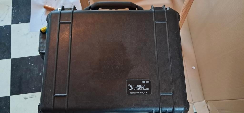 Peli Case 1550 - Robuuste Transportkoffer (50x40x20 cm), Sieraden, Tassen en Uiterlijk, Koffers, Ophalen of Verzenden, Zo goed als nieuw