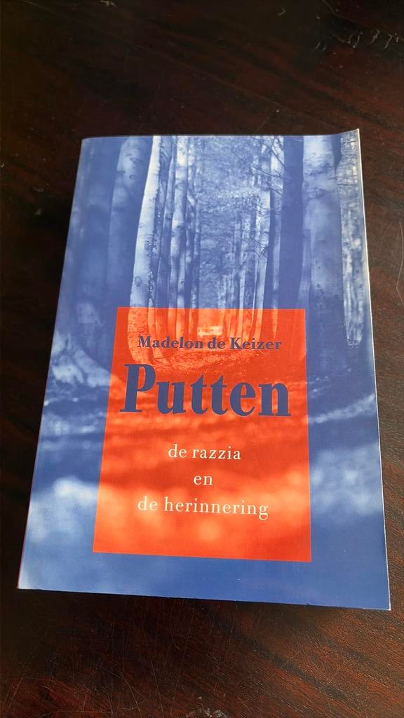 Putten; De Razzia en de Herinnering - Madelon de Keizer, Ophalen of Verzenden, Gelezen, M. de Keizer