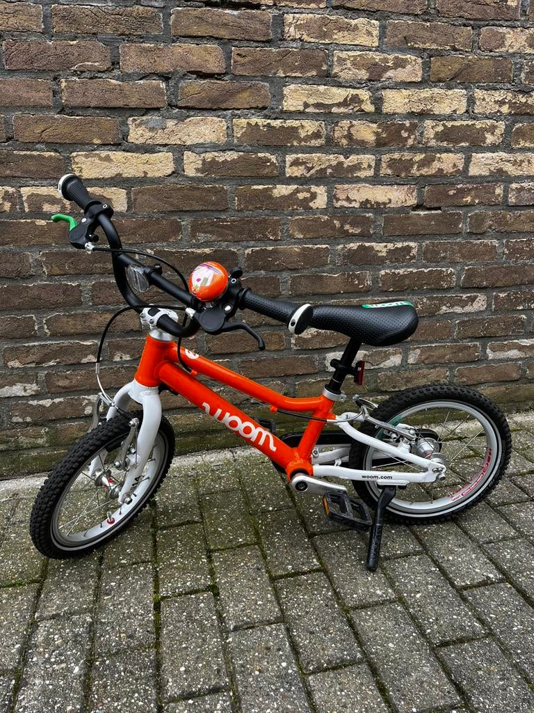 Woom 2 kinderfiets, Ophalen of Verzenden, Zo goed als nieuw, Minder dan 16 inch