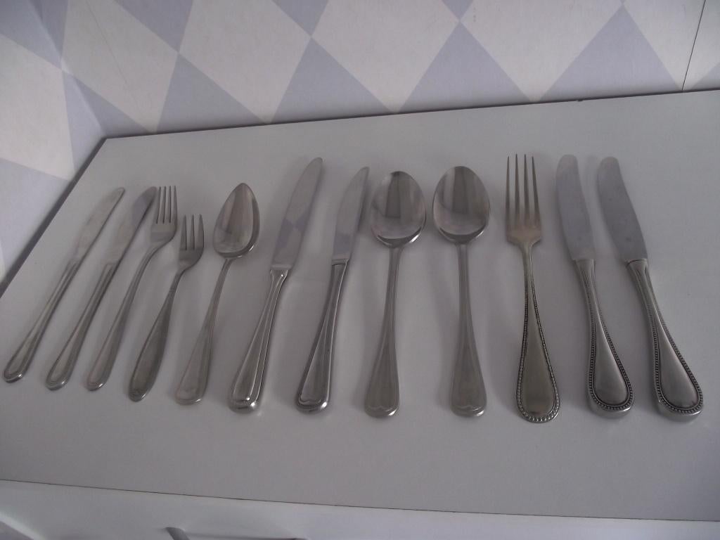 13 div. merk Parelrand bestek Henckels WMF Sola elite p stuk, Ophalen of Verzenden