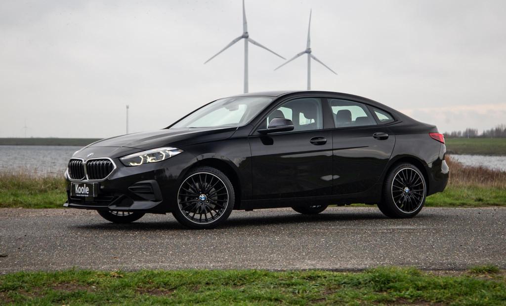 BMW 2-serie Gran Coupé 218i Introduction Edition NAVI / CAR, Gebruikt, Euro 6, 1350 kg, Zwart