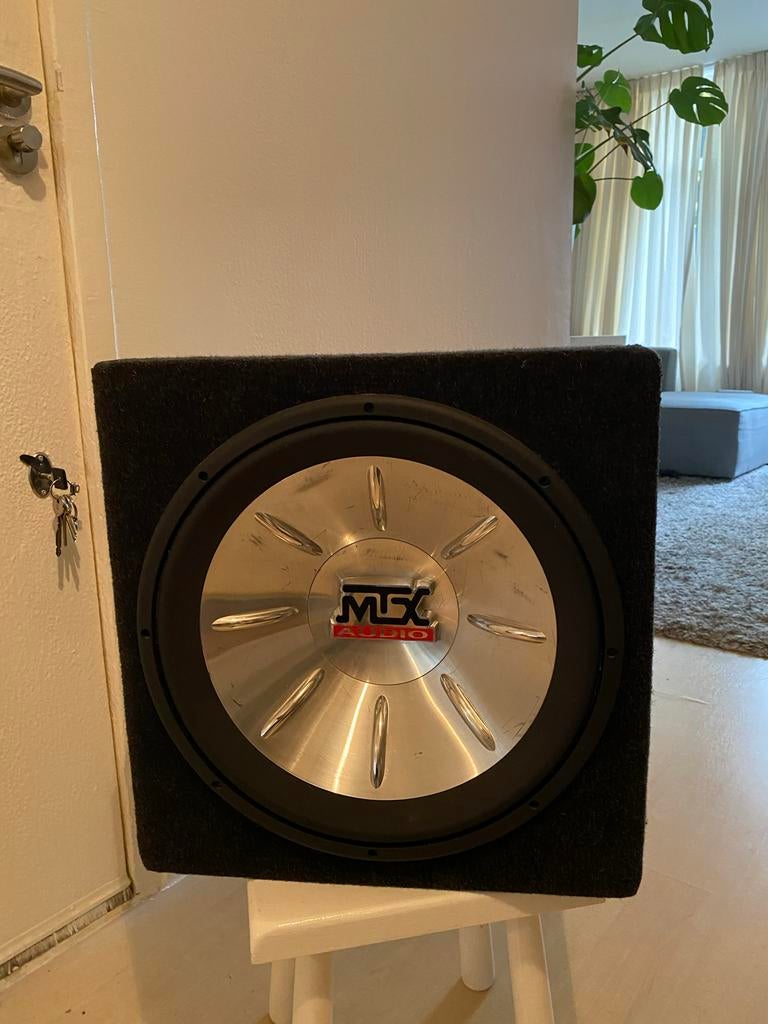 MTX Bass Box - Zo goed als nieuw, Auto diversen, Autospeakers, Ophalen, Zo goed als nieuw