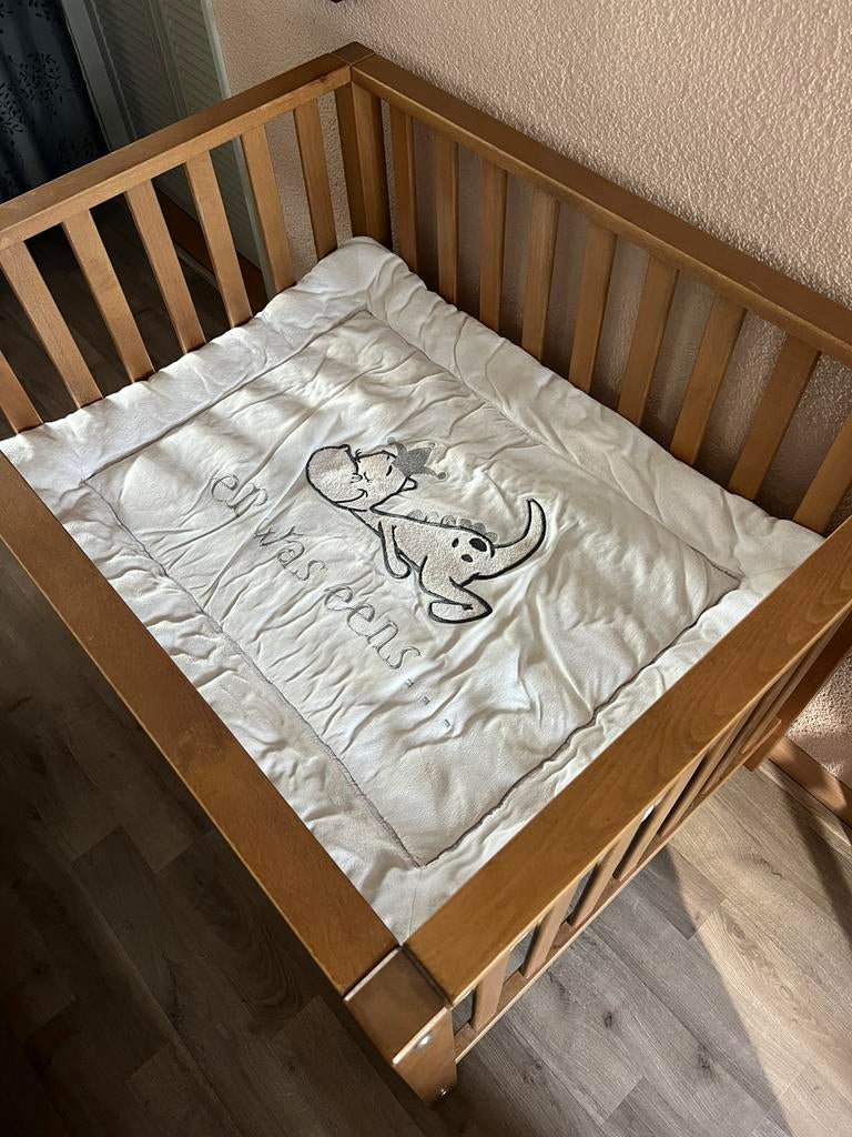 Box te koop bruin, Kinderen en Baby's, Kinderkamer | Bedden, Ophalen, Zo goed als nieuw, Minder dan 140 cm, Minder dan 70 cm