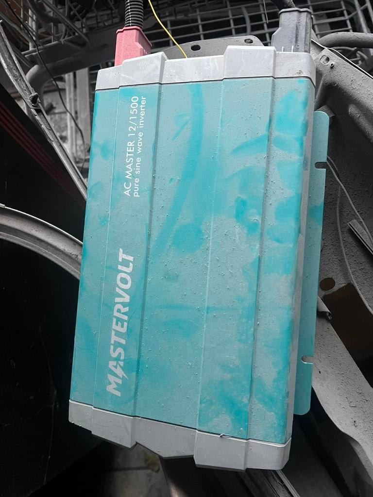 Mastervolt 12v, Ophalen, Zo goed als nieuw, Overige typen