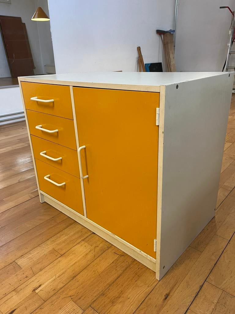 Retro geel wit kastje, Huis en Inrichting, Kasten | Lockerkasten, Gebruikt, Ophalen