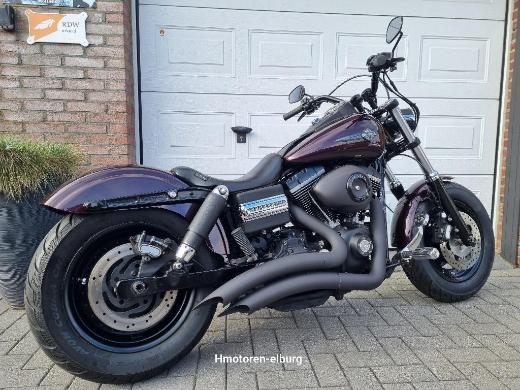 Fat bob FXDF - BJ'2011- 5HD - // Kleur Black Cherry Pearl //, Motoren, Motoren | Harley-Davidson, Bedrijf, Chopper, meer dan 35 kW