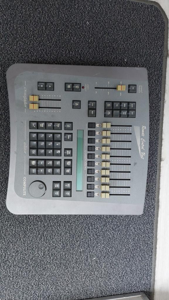 Compulite Remote Control Unit, Ophalen