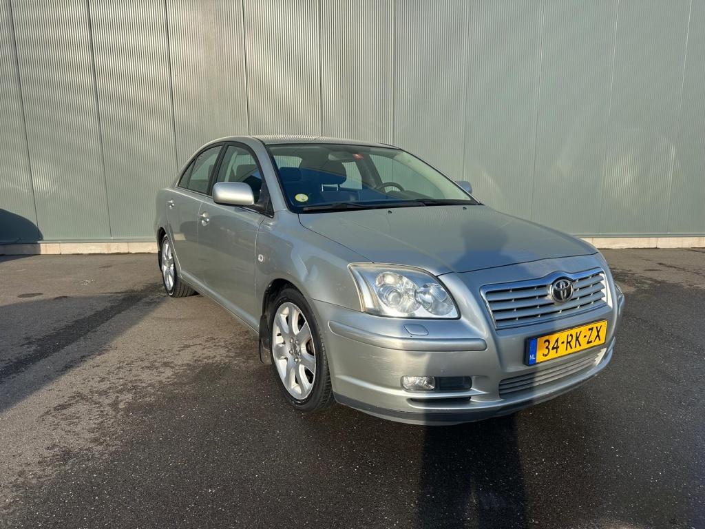 Toyota Avensis 2.0 VVTi Executive LEDER | TREKHAAK | CLIMA !, Auto's, 1998 cc, Avensis, 4 cilinders, Bedrijf