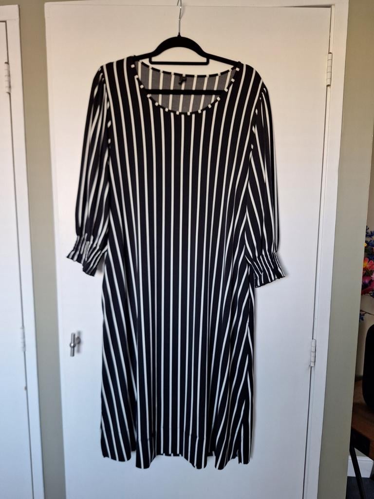 Mooie yoek jurk maat L, Kleding | Dames, Grote Maten, Yoek, Ophalen of Verzenden, Zo goed als nieuw, Jurk