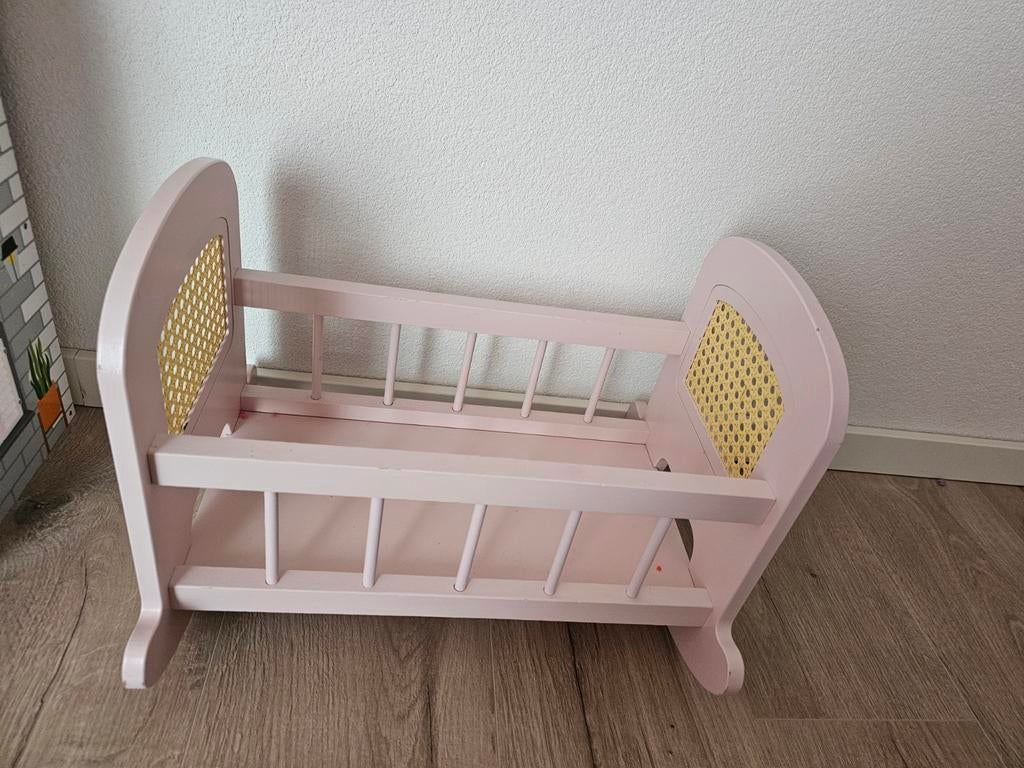 Poppenbed, Ophalen, Babypop