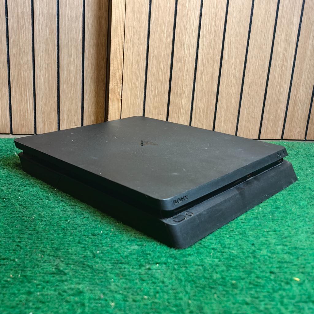 Sony Playstation 4 Spelcomputer 500GB - In Nette Staat, Sony, Zo goed als nieuw, Support@sony.com, 1-7-1 Konan, Minato-ku
Tokyo 108-0075
Japan