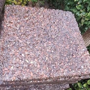 GRATIS Rode grindtegels 50x50 cm 40 stuks, Tuin en Terras, Tegels en Klinkers, Ophalen, Gebruikt, Beton, Terrastegels