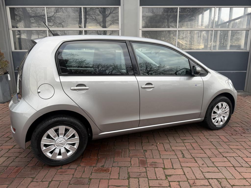 Volkswagen e-Up! e-up! Km 40.000 nwe type accu WLTP-actierad, Auto's, Volkswagen, 83 pk, Stof, Gebruikt, 257 km