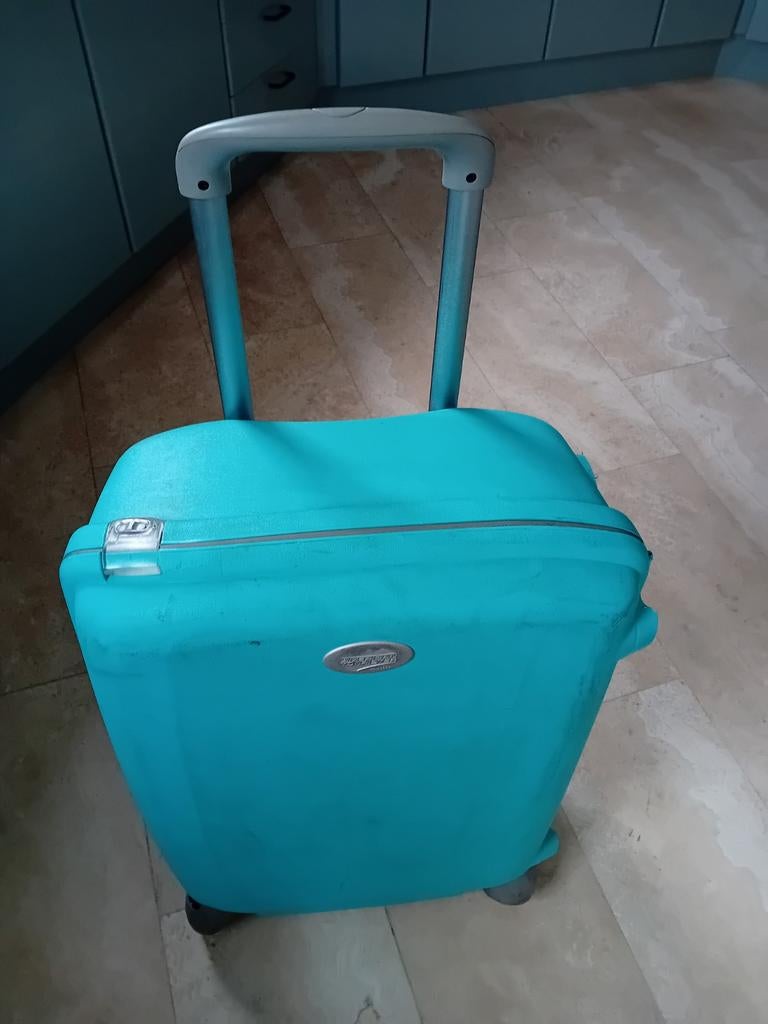 Koffer american tourister samsonite, Sieraden, Tassen en Uiterlijk, Koffers, Gebruikt, Hard kunststof, 45 tot 55 cm, 70 cm of meer
