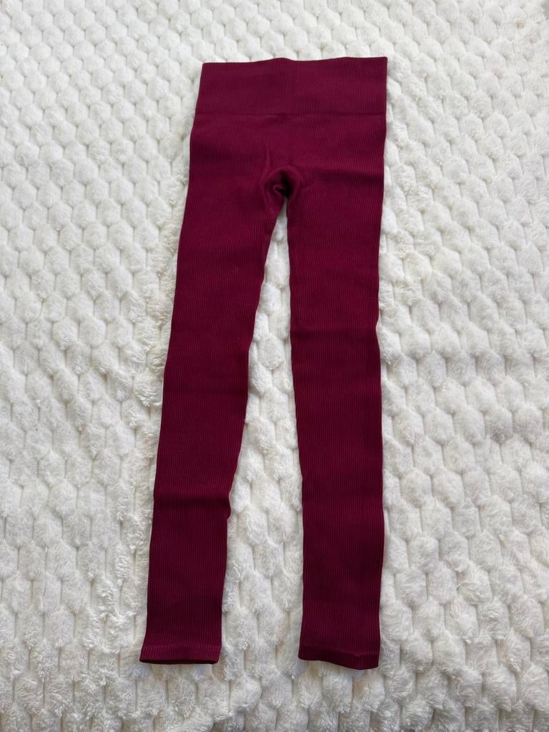 Bordeauxrode geribbelde legging maat S, Legging, Maat 36/38 (S), Ophalen of Verzenden, Zo goed als nieuw