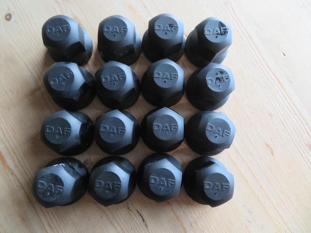 17x Plastic wielmoerdop DAF 0371698 0a CF65 CF75 CF85 36 mm, Auto-onderdelen, Vrachtwagen-onderdelen, Ophalen of Verzenden, Gebruikt