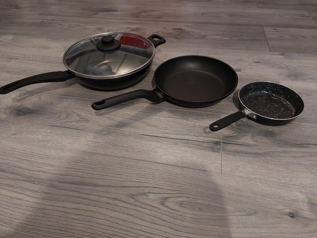 Diverse pannen, Ophalen, Gebruikt, Koekenpan of Braadpan, Keramische plaat