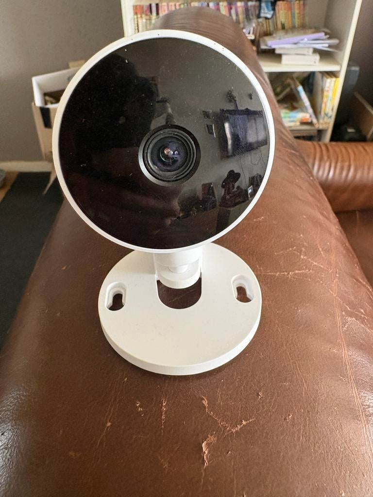 Beveiligingscamera wit met zwarte voorkant, Ophalen, Gebruikt, Binnencamera