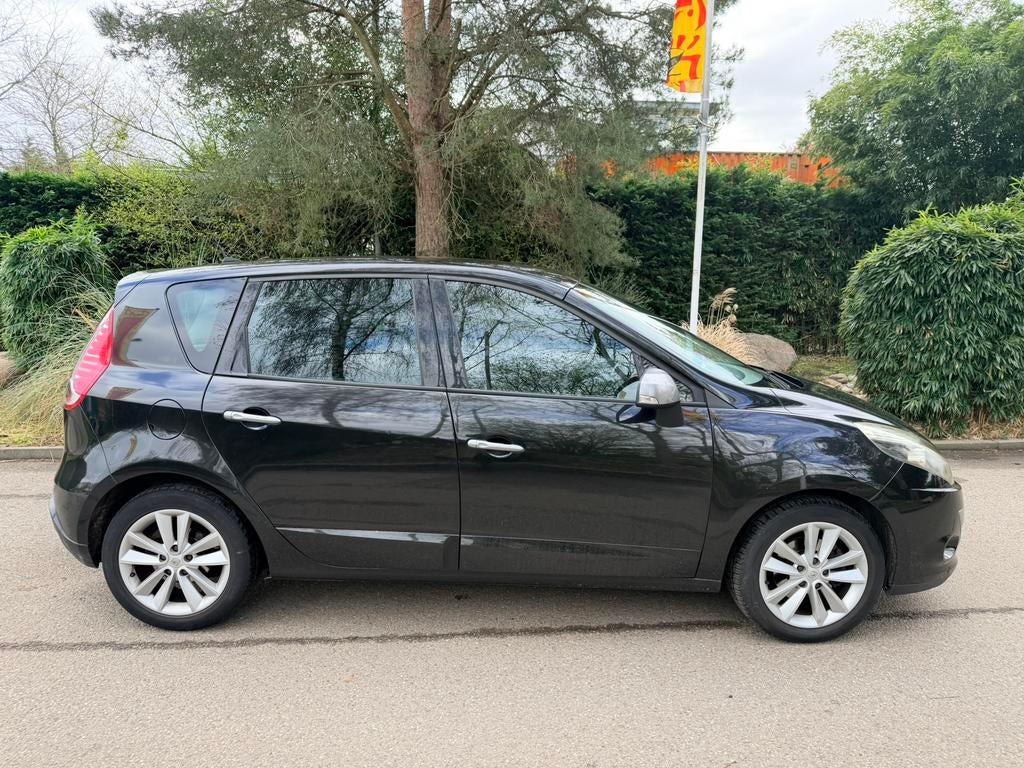 Renault Scénic 1.4 TCE 96KW 2010 Zwart clima Navigatie, Auto's, Stof, 4 cilinders, Zwart, Handgeschakeld