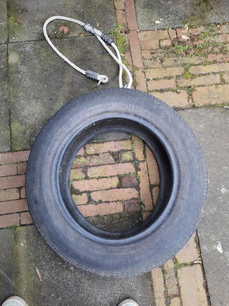 Banden schommel met touw, Kinderen en Baby's, Speelgoed | Buiten | Speeltoestellen, Ophalen of Verzenden, Gebruikt, Schommel