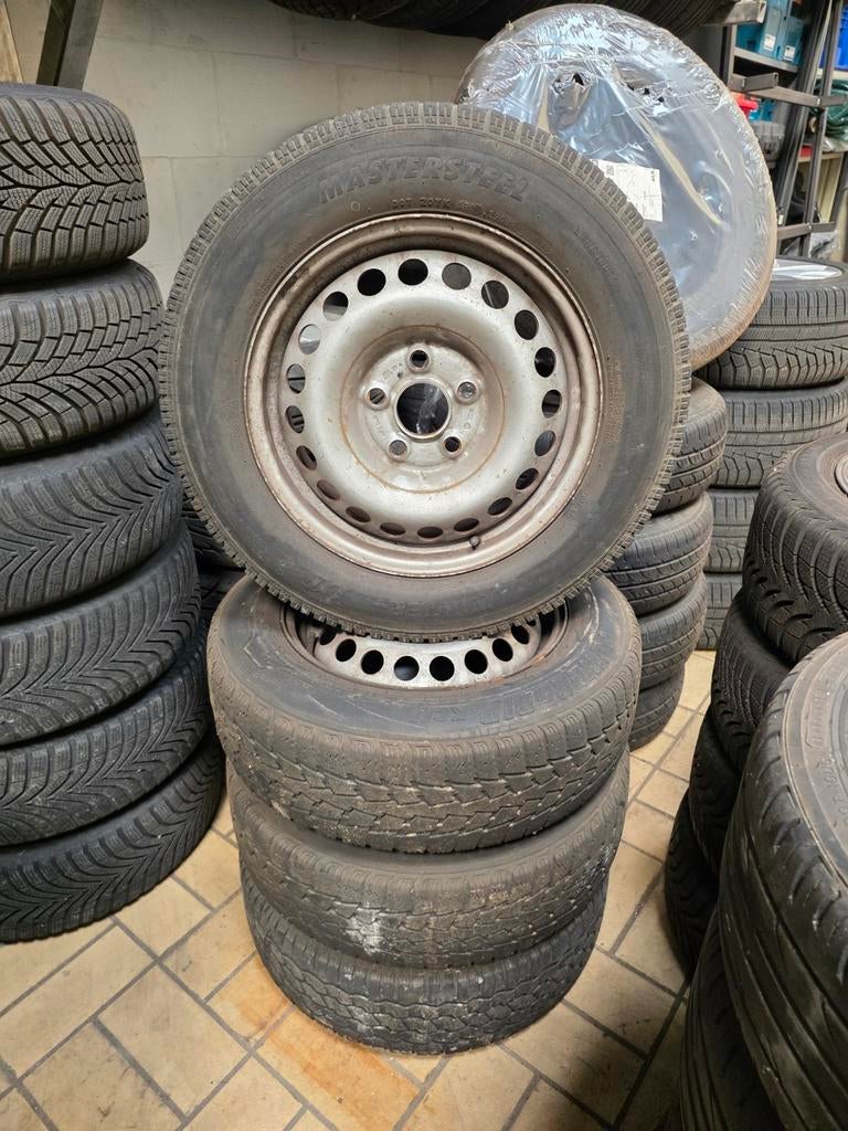 Winterbanden op velg 205/65/16 5x120 VW Transporter, Ophalen, 16 inch, Banden en Velgen, Bestelwagen