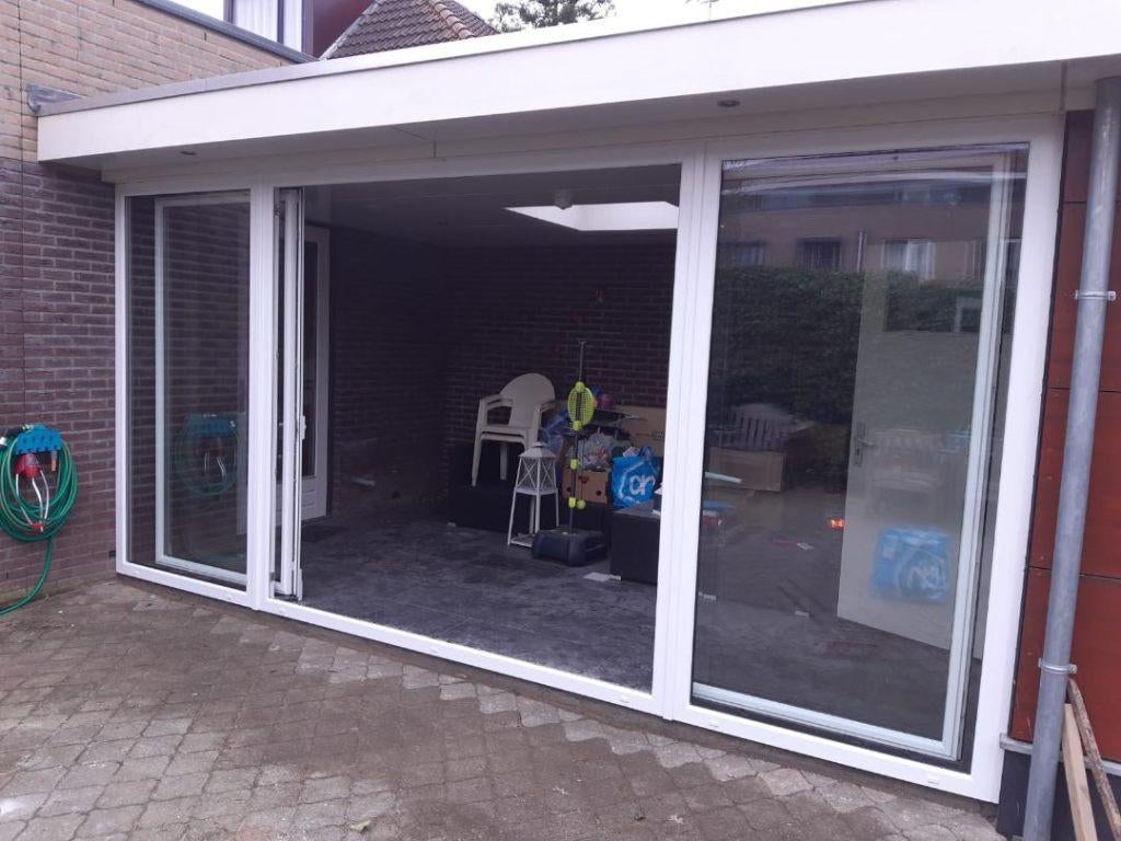 4-DELIGE KANTELSCHUIFPUIEN IN WIT KUNSTSTOF 5000 X 2100, Kunststof, 225 cm of meer, Nieuw, Ophalen of Verzenden