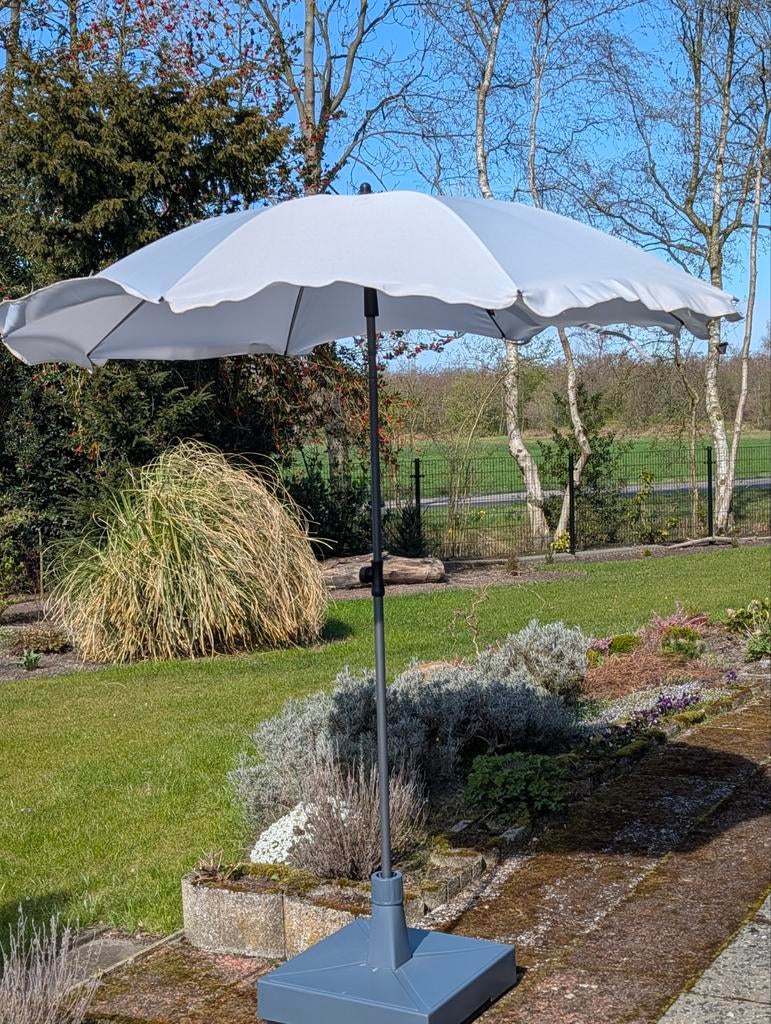 Nieuw Platinum Sun & Shade Parasol Inclusief Voet(Optioneel), Ophalen, Kantelbaar, Nieuw, Parasolvoet