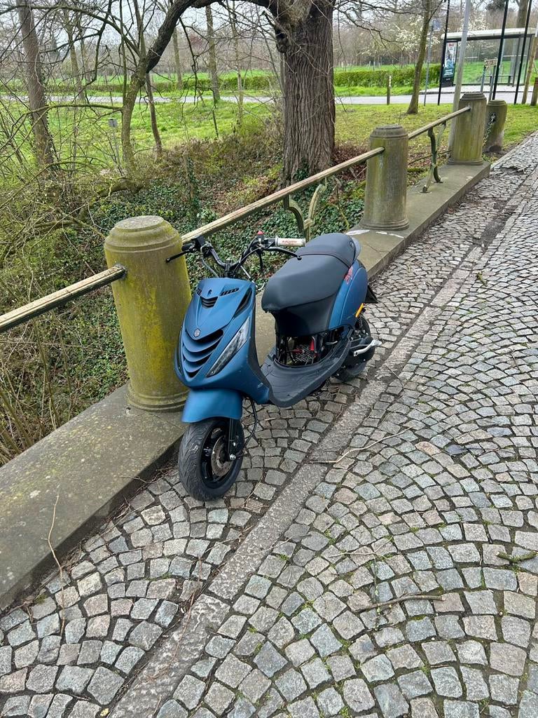 Piaggio zip 2 takt, Ophalen, Tweetakt, Gebruikt, Maximaal 45 km/u
