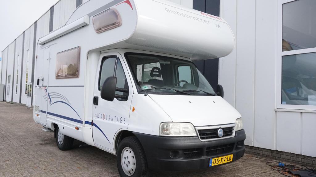 Dethleffs Globetrotter Advantage A 5831, Caravans en Kamperen, Campers, Buitenlamp, Alkoof, Ringverwarming, Fiat