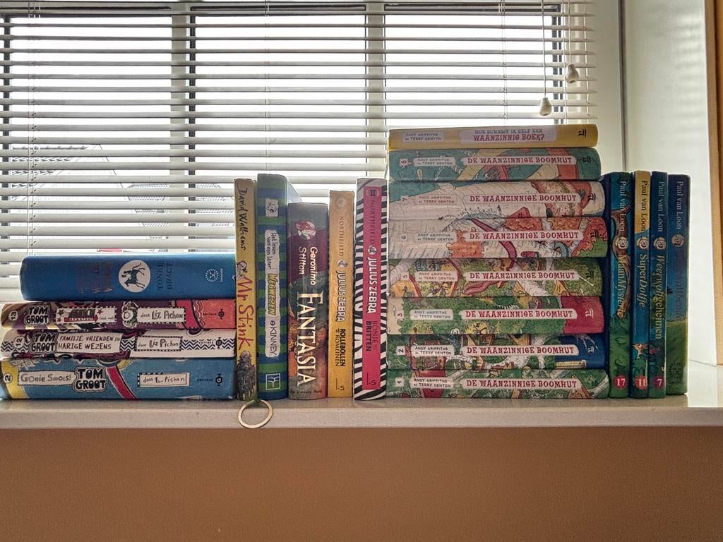 Bestseller kinderboeken o.a waanzinnige boomhut, Boeken, Ophalen, Zo goed als nieuw, Fictie algemeen