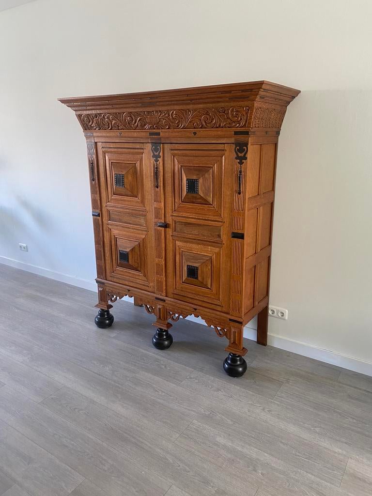 Antieke 17e eeuwse Gelderse Kussenkast., Ophalen