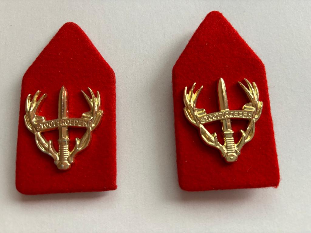 Set kraag emblemen Stoot Troepen, Verzenden, Landmacht, Nederland, Kleding of Schoenen