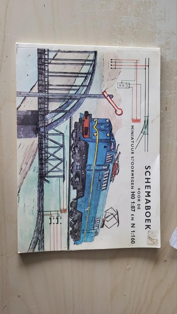 Schemaboek Miniatuur Spoorwegen HO 1:87 en N 1:160, Overige merken, Gebruikt, Gelijkstroom of Wisselstroom, Boek, Tijdschrift of Catalogus